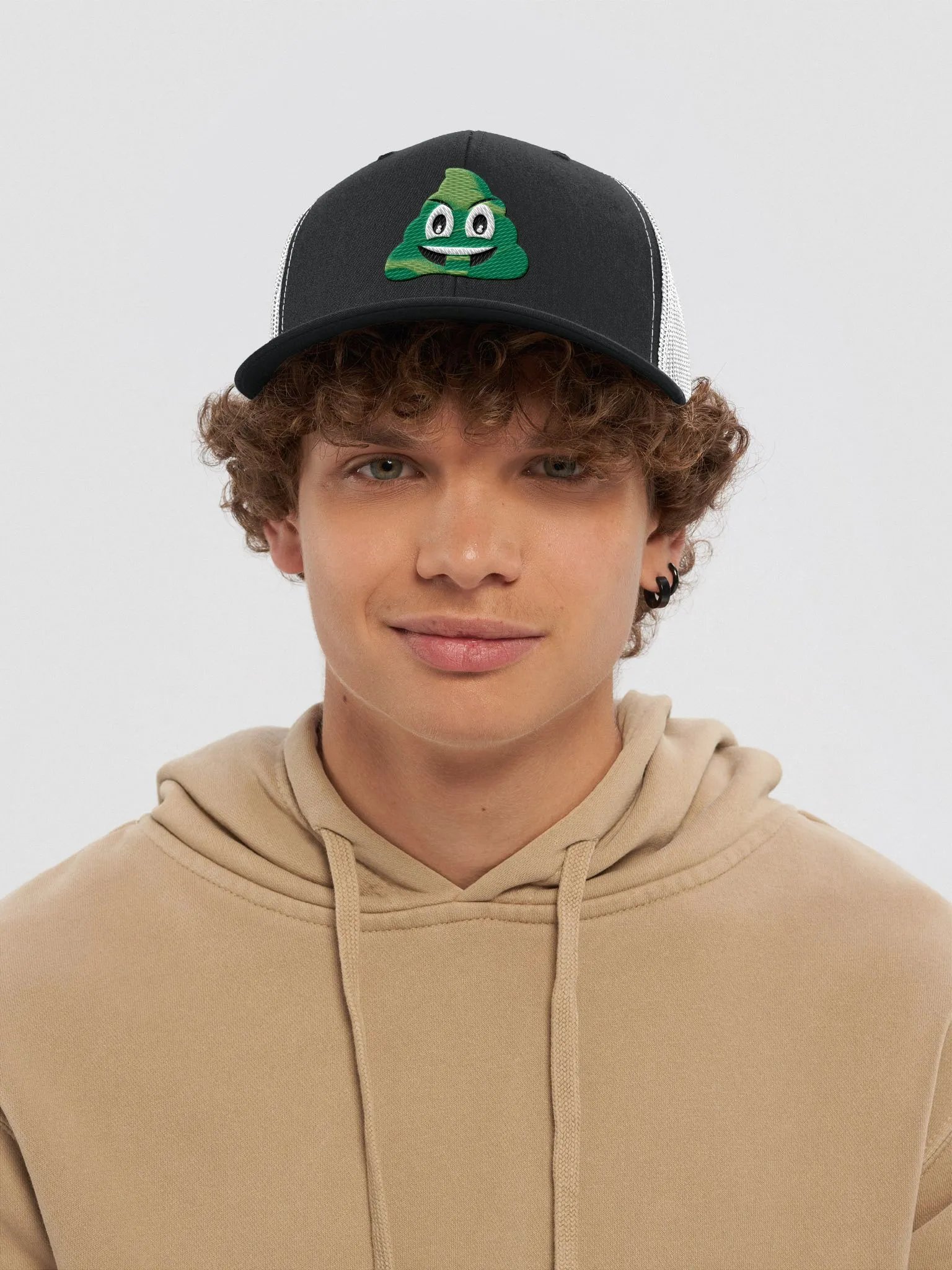 Dagreenshiz Trucker product image (7)