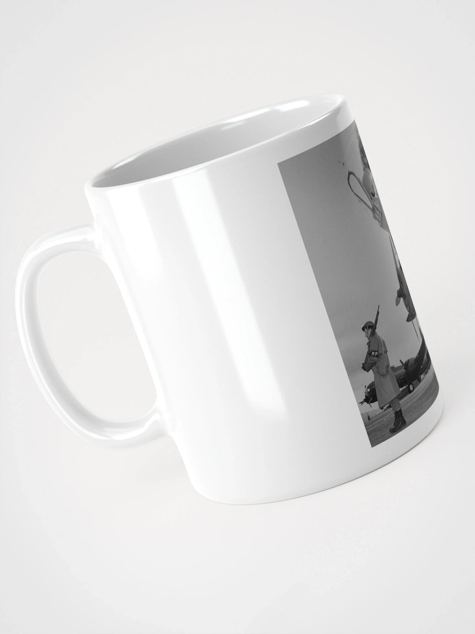 Flying Fortress (mug) product image (7)