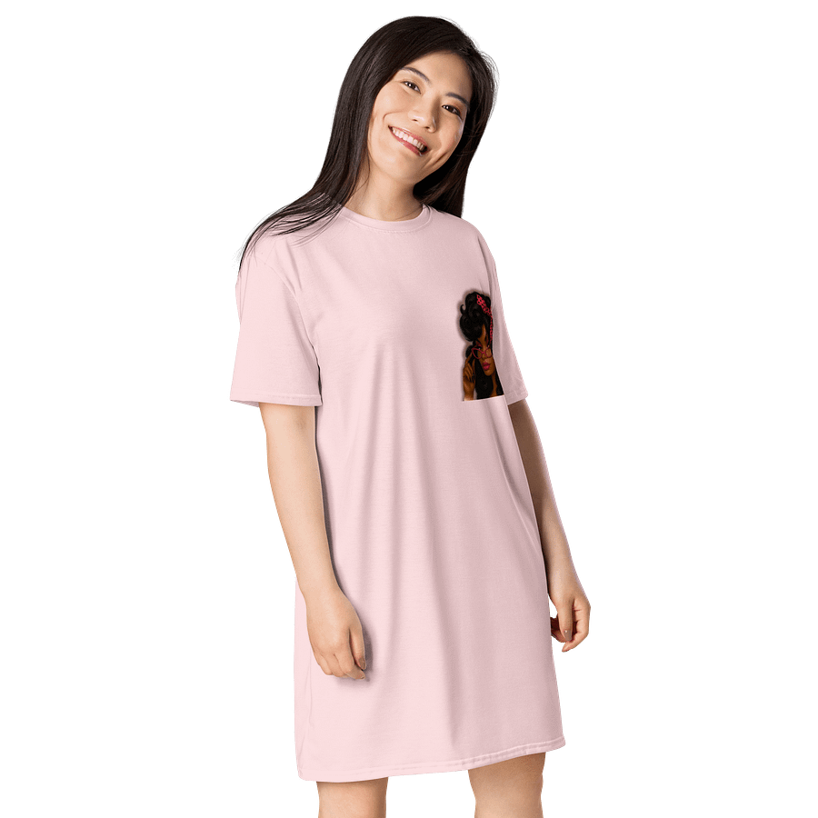 Glamour Galore Cat-Eye T-Shirt Dress product image (4)