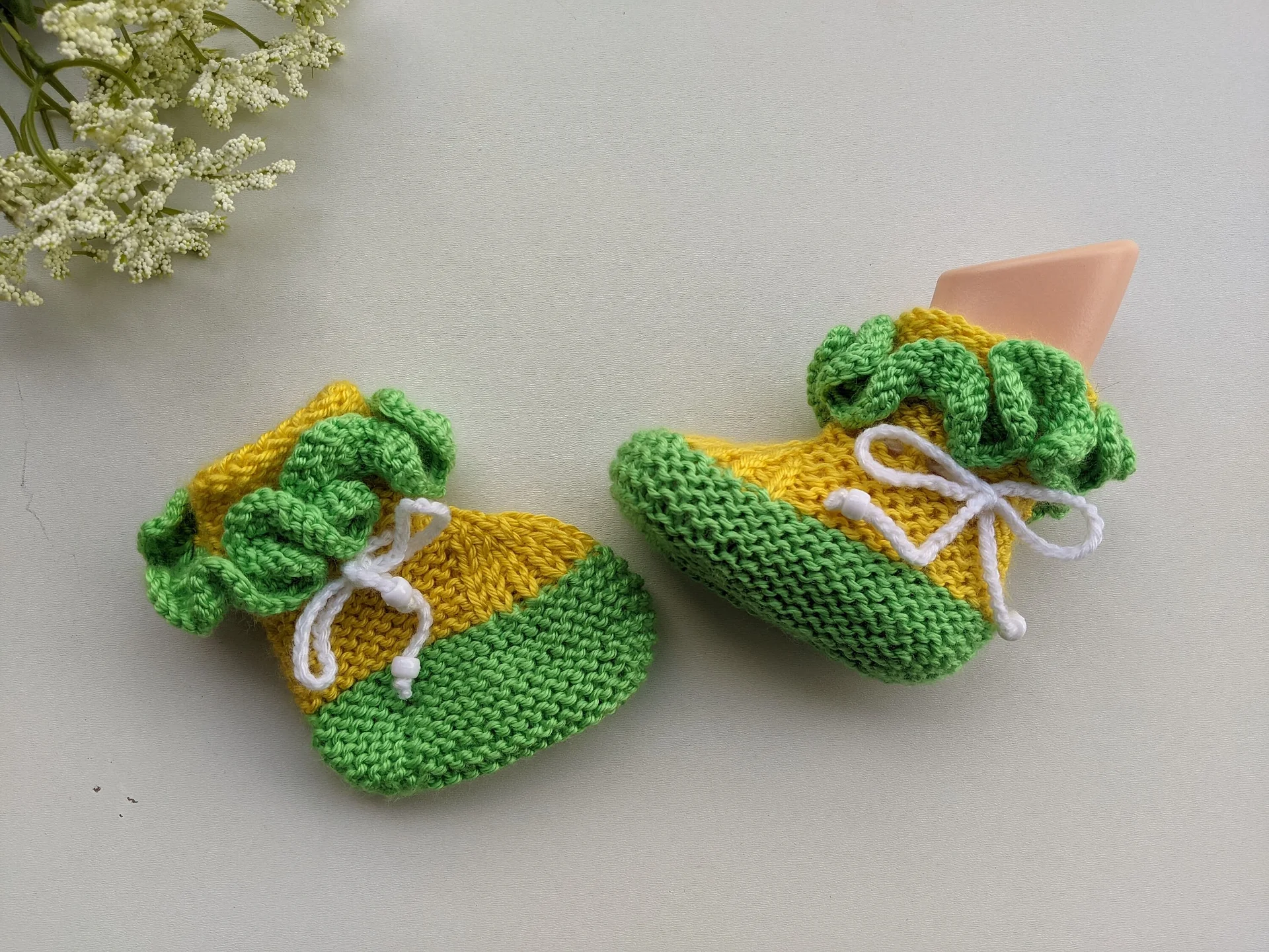 Baby Knit Booties with Ruffles Pattern product image (4)