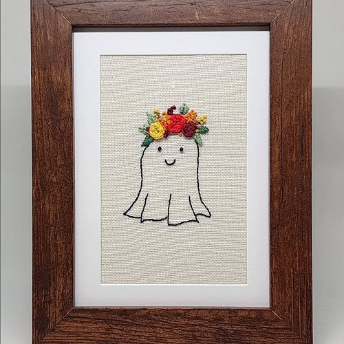 Better 'bust' a move on down to @iecraftcollective to pick up these little flower-crown wearing ghosties! But hurry, they are...