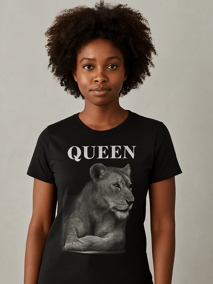 Queen Lioness Women's Tee product image (1)