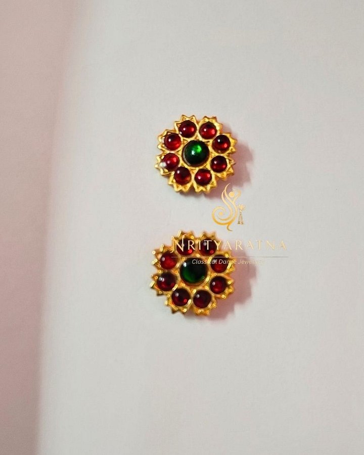 Kemp and Green Stone- Small Size Studs product image (1)