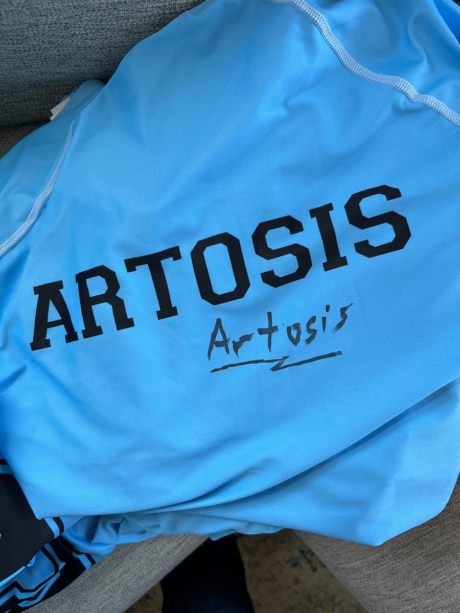 Artosis Autographed Rash Guard product image (2)