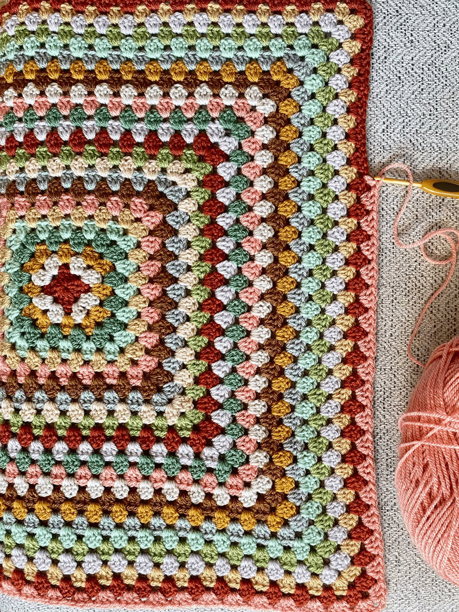 Granny Love Blanket Pattern product image (8)