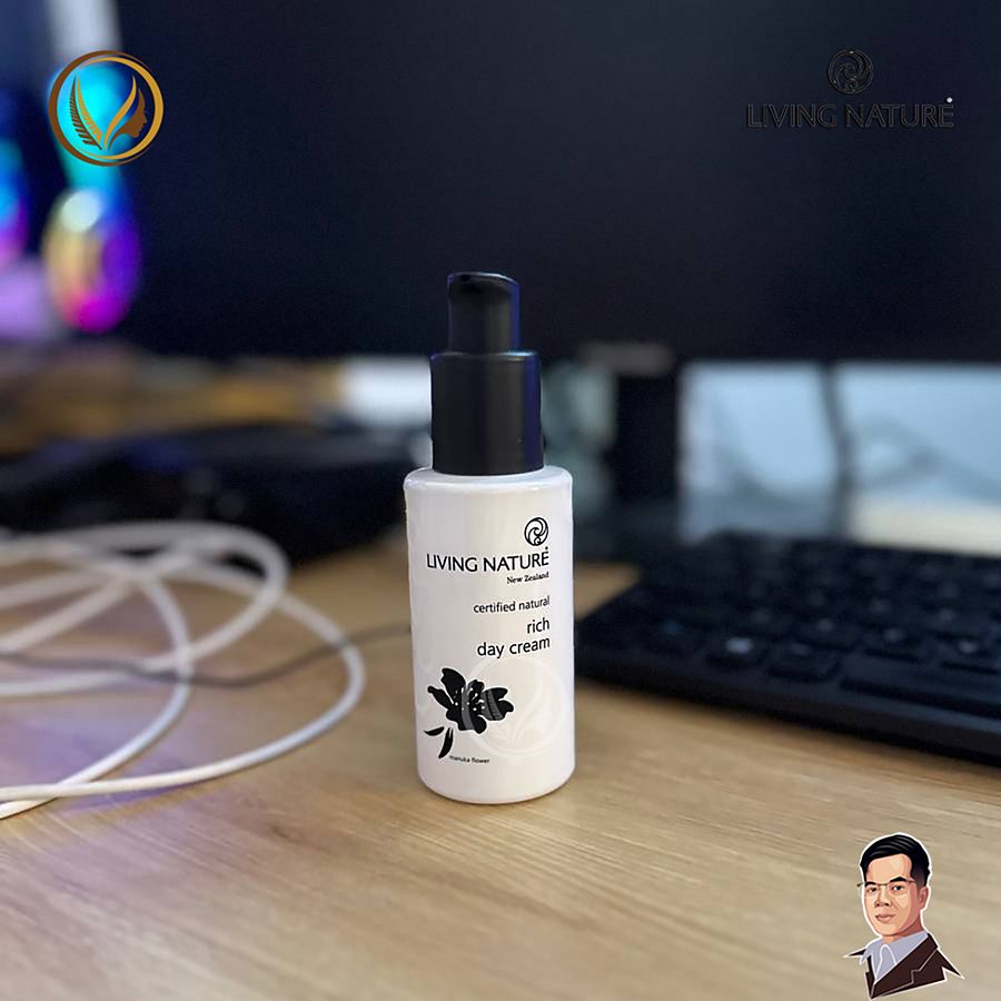Kem dưỡng ẩm ban ngày, chống lão hóa Living Nature Rich Day Cream 60ml product image (3)