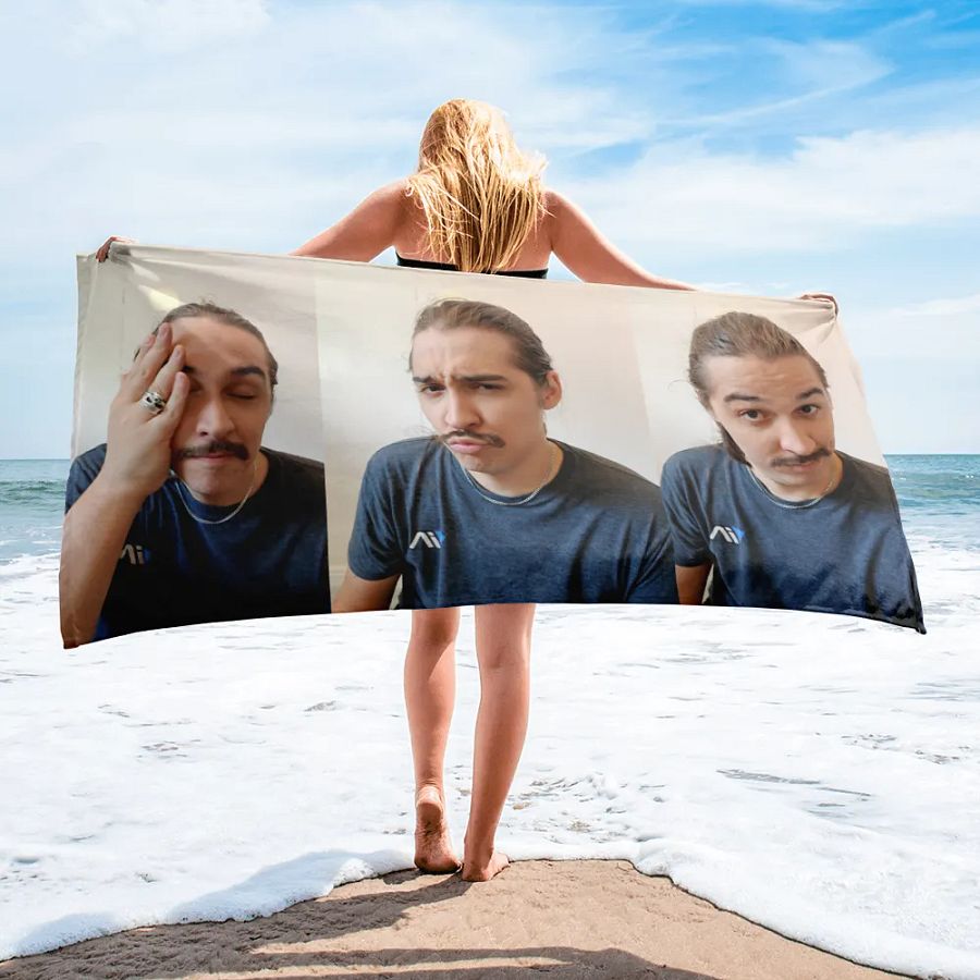 THE Tash Towel product image (2)