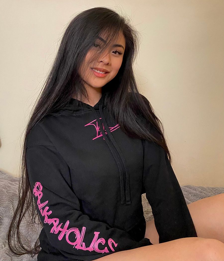 T4P Crop-Hoodie Black/Violet (Bella+Canvas Fleece Crop Hoodie) product image (8)