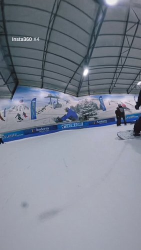 One night at the Snowdome, one little edit. 
#imstillhere 
#fea 
#rideyourline