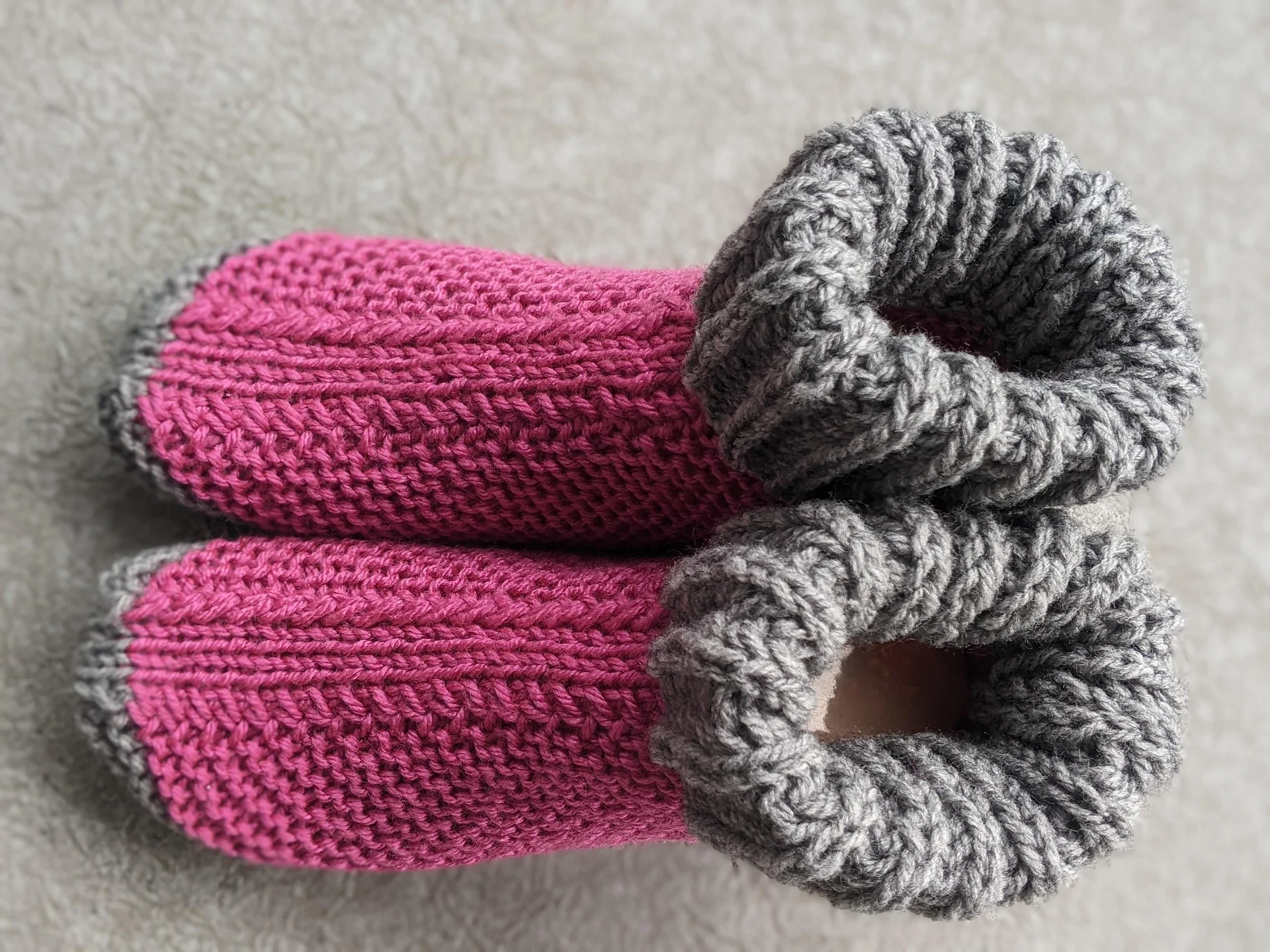 Flat Knit Slipper Socks with Folded Cuff Pattern product image (4)