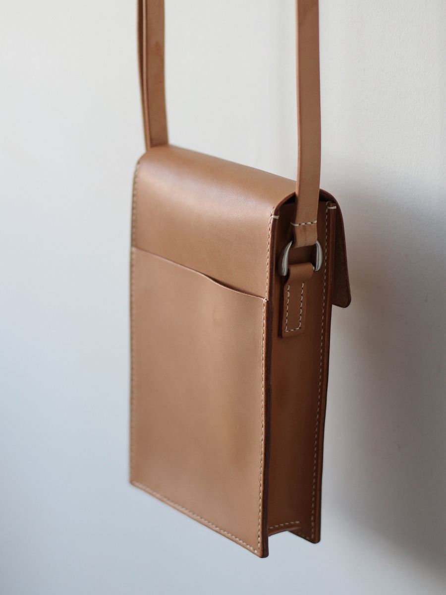 Vegetable Tanned Leather Classic Satchel – Honey product image (11)