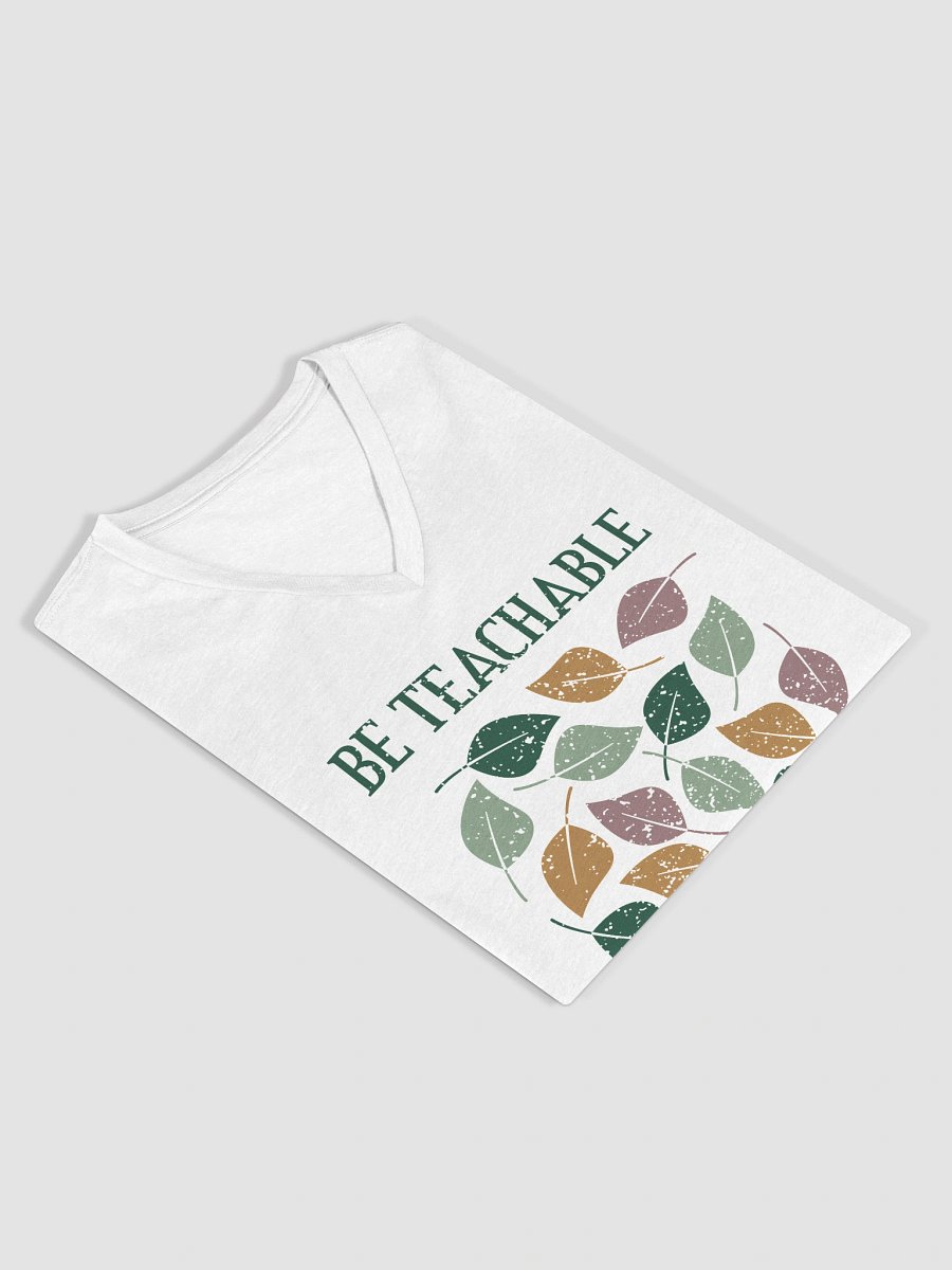 Be Teachable Women's Relaxed V-Neck Shirt product image (4)