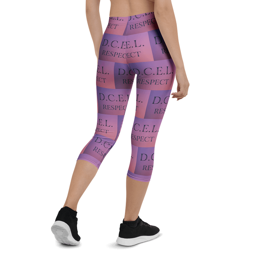 Marilyn Henderson Mitchell Collection Limited Edition Capri Leggings product image (3)