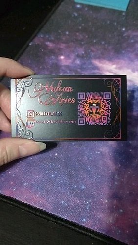 Ya girl got some business cards