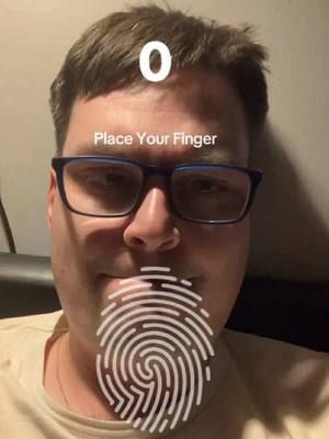 Having fun with #filters again… well I was anyway! This apparently tells you your age. (It doesn’t) #filter #tiktok #rosshoare #comedy #radionerd 