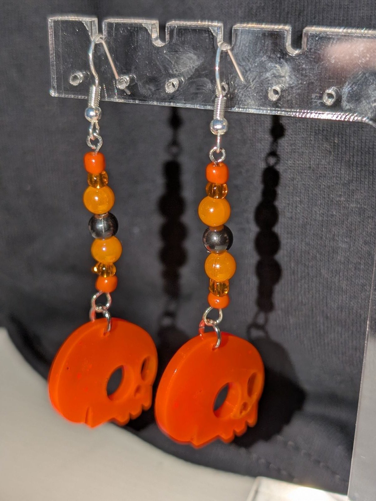 Skull Earrings! product image (1)
