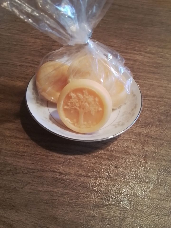 Bar shampoo and body soap, lemon grass. product image (1)