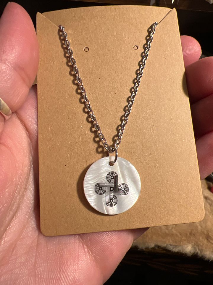 4-Directions Necklace product image (1)