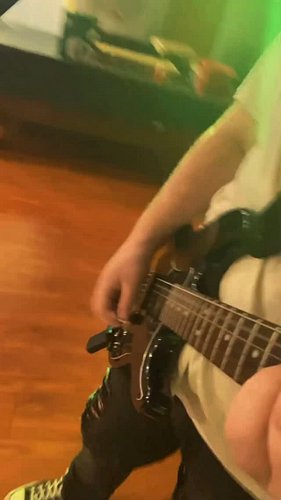 Wanna see more vids of us playing your fav songs? FOLLOW US!! #black #pearljam #blackpearljam #rock #music #liveconcert #guit...