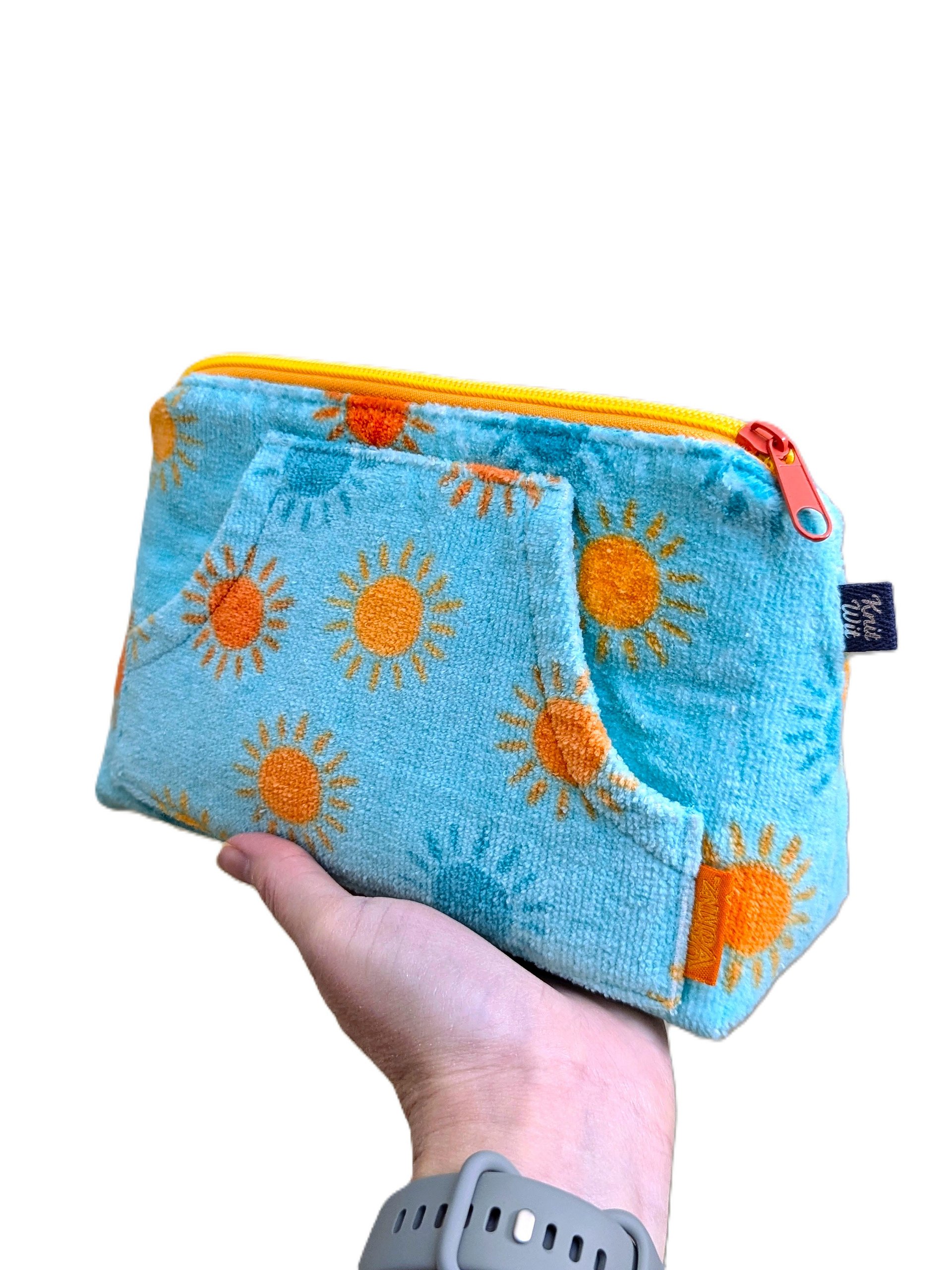 ☀️ Kangaroo Pocket Makeup Pouch product image (1)