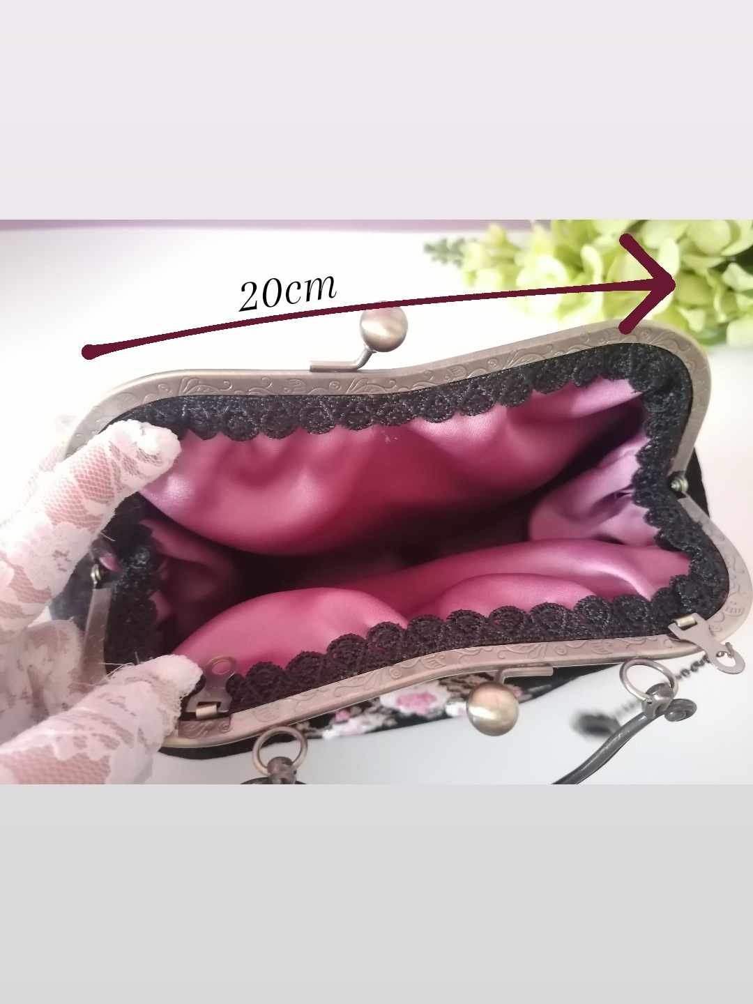 Velvet Pink and white handbag product image (6)