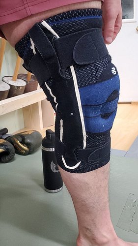 This knee brace had a tear; I was able to put some bracing around the supports. The brace is braced!

#singersewingmachine #b...