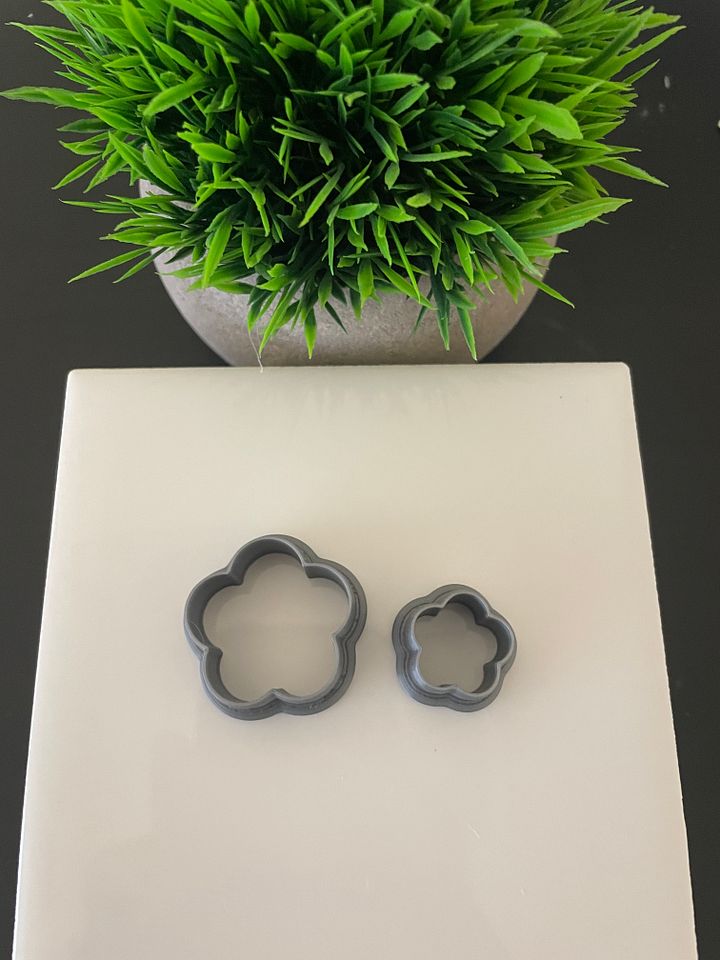 Flower Clay Cutter - 2 Piece Set product image (1)
