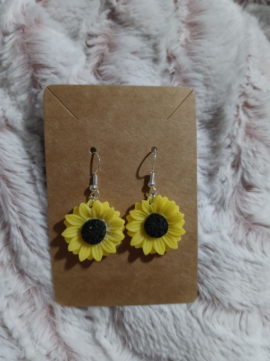 Boss momma sunflower earrings product image (1)