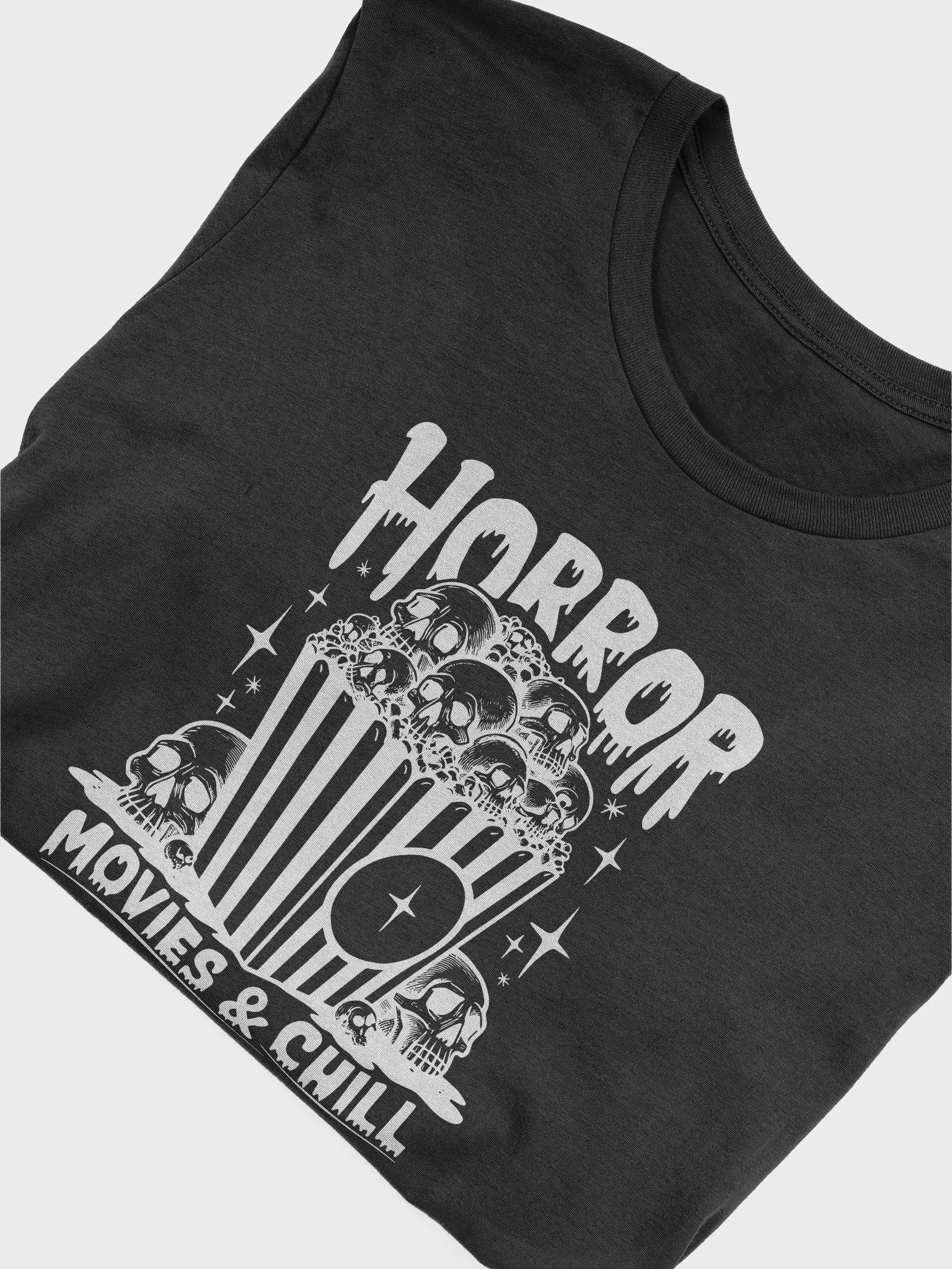 Horror Movies And Chill T-shirt product image (4)