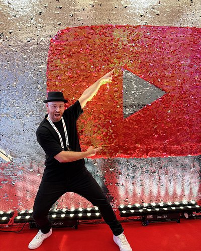 The biggest @youtube event ever held in Israel, celebrating 20 years of the platform! 🔴 ▶️

I was honored to be selected as o...