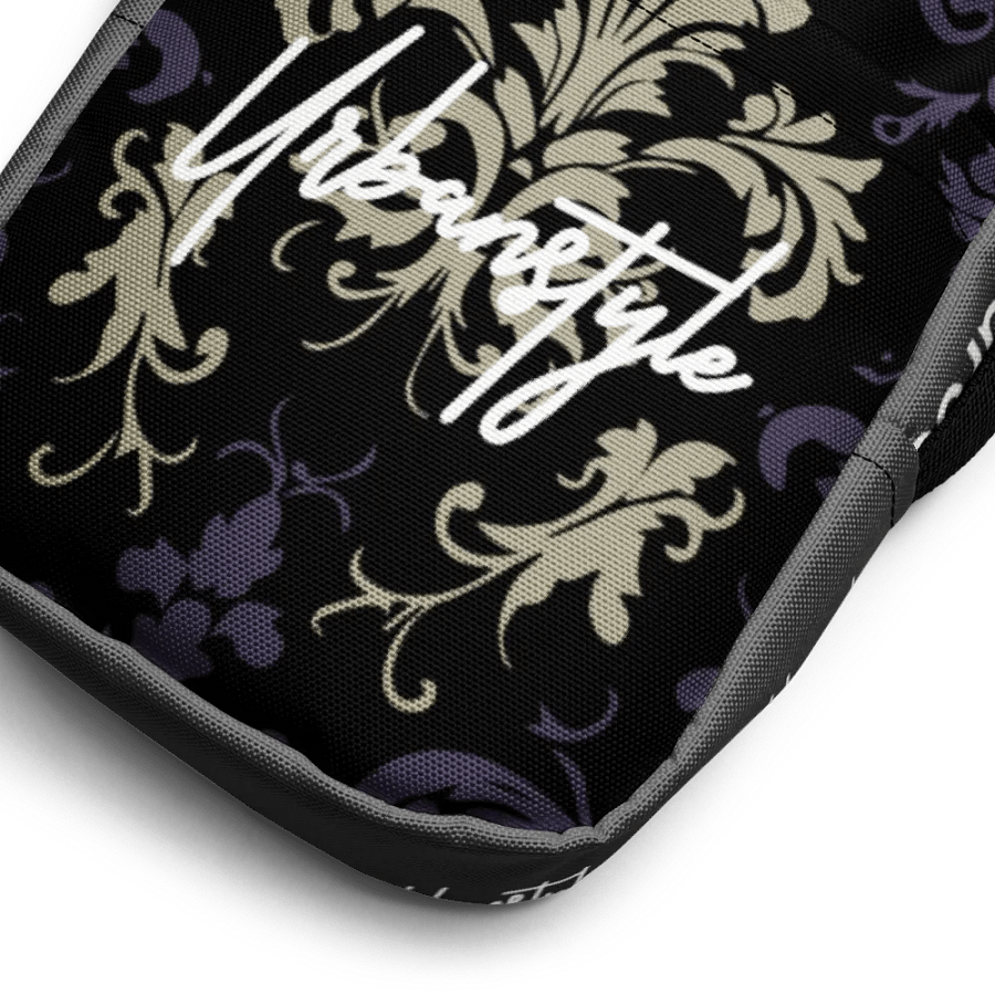 Symmetrical Elegance Crossbody Bag product image (8)