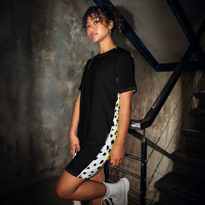 Black/Yellow Abstract Geometric All-Over Print T-Shirt Dress product image (1)