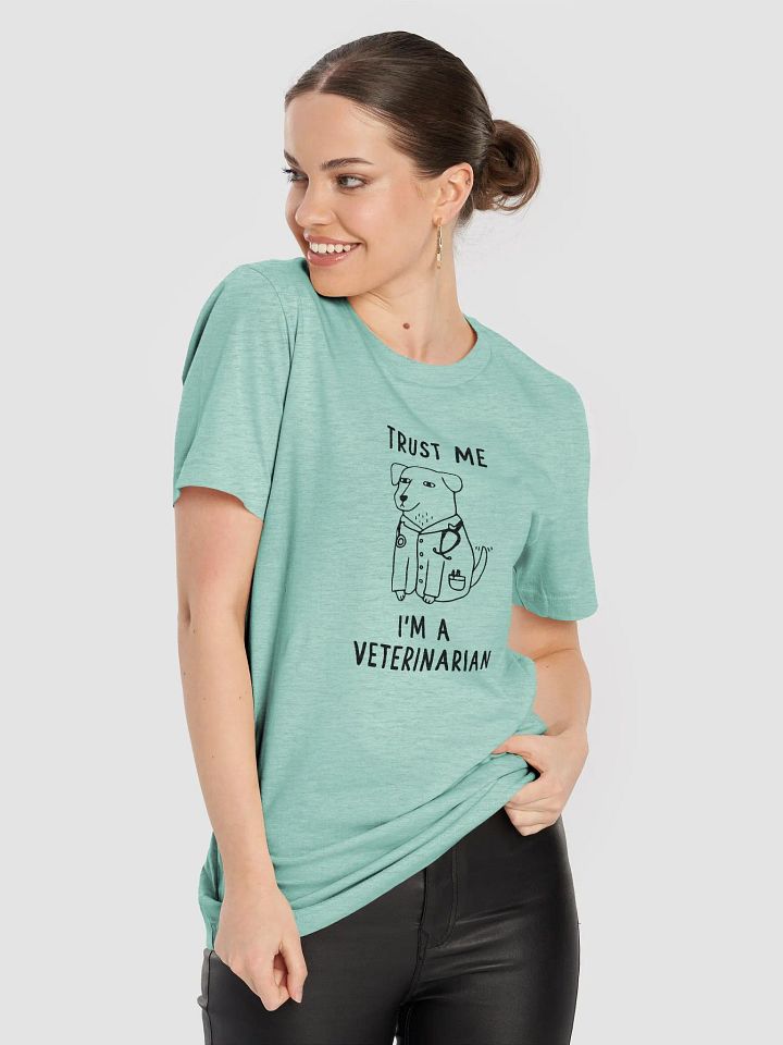 "I'm a Veterinarian" t-shirt product image (2)