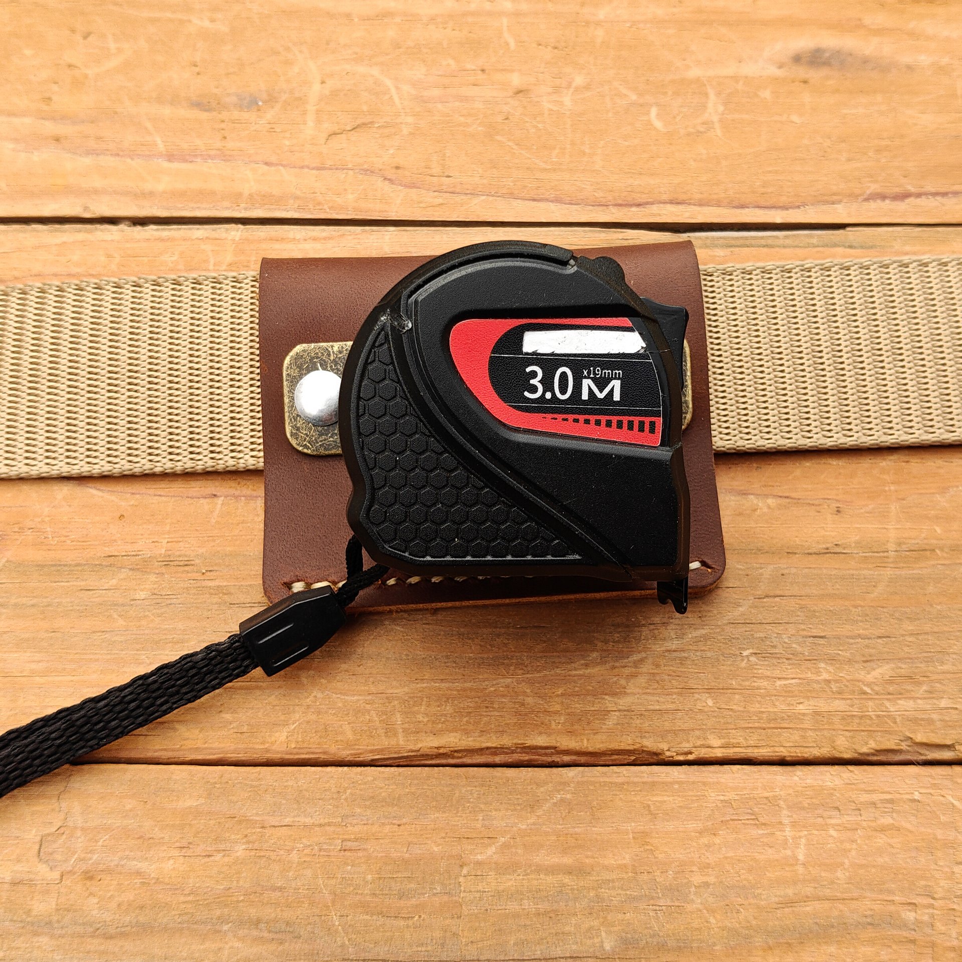 MEEBOY handmade Leather Tool Holder Tape Measure Holder Clip Tape Holder for Tool Belt product image (6)