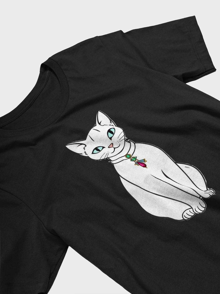 Elegant Cat Design T-Shirt product image (5)