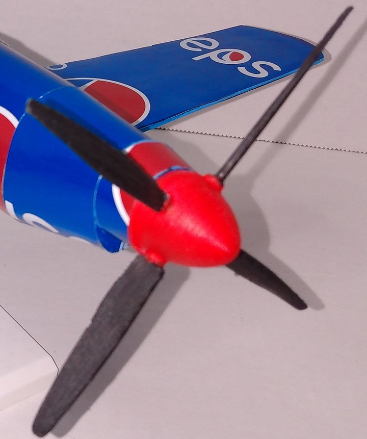 3D Printed 4 bladed propeller with spinner product image (1)