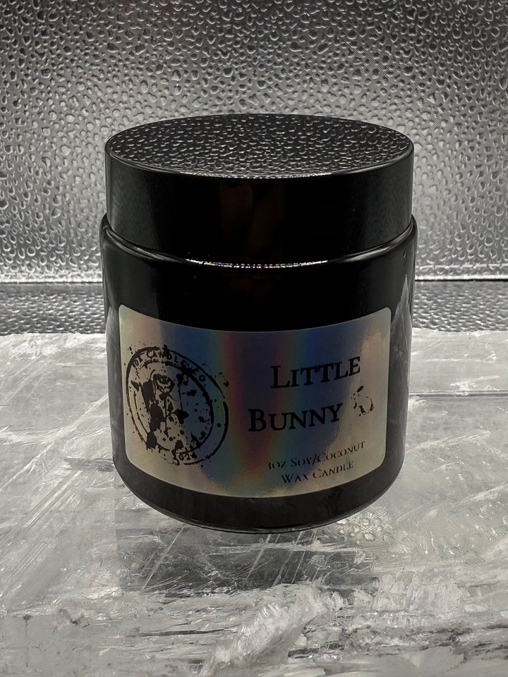 Little Bunny (Lemon, Bergamot, Citron, Mandarin, Apple, Maple Bourbon, Jasmine, Rose, Oud, Rosemary Sage, Cedarwood Blanc, Amber, Driftwood, Sea Salt, Orchid, and Vanilla) product image (1)