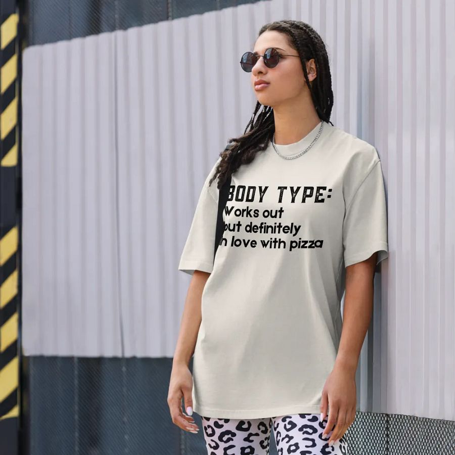 Body type: works out but in love with pizza T-shirt product image (8)