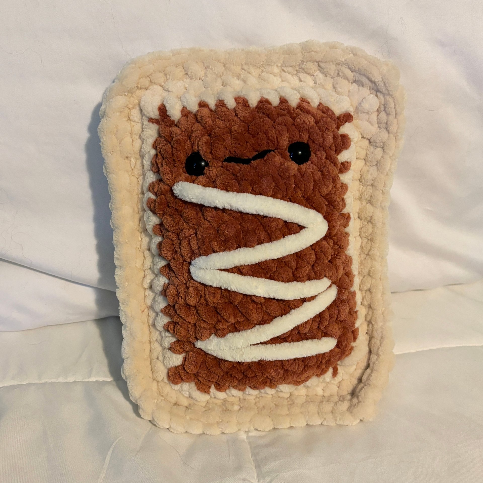 Crocheted Cinnamon Tart that Pops Out of a Toaster product image (1)