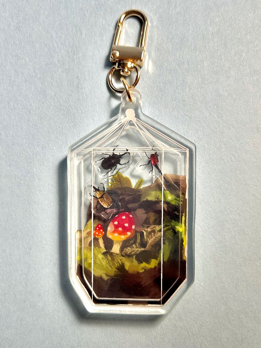 Beetle Terrarium Shaker Keychain product image (2)