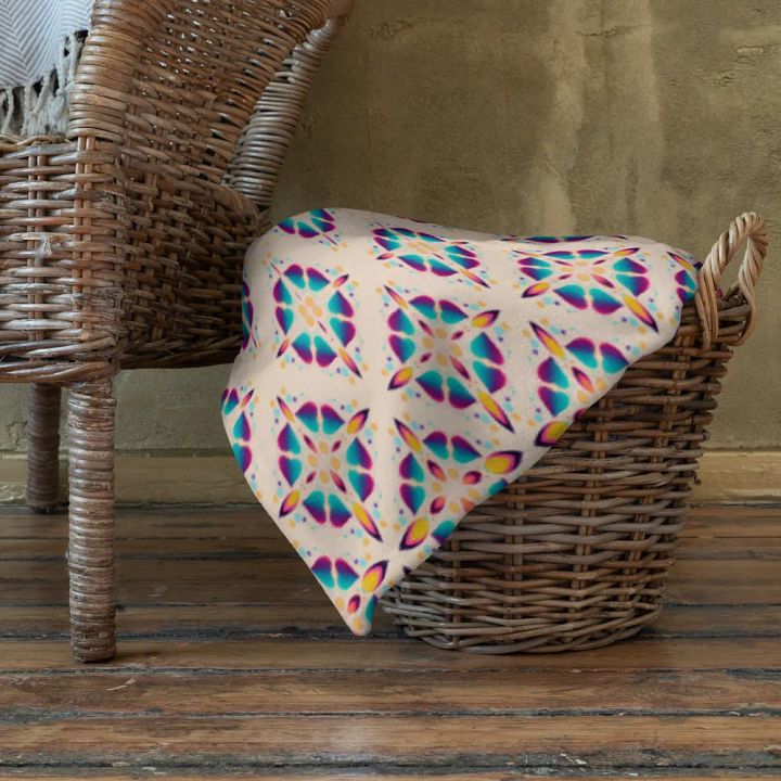 Seamless Metamorphosis Hearts & Stars Patterned Throw Blanket product image (2)