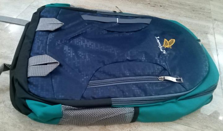 school bag product image (2)