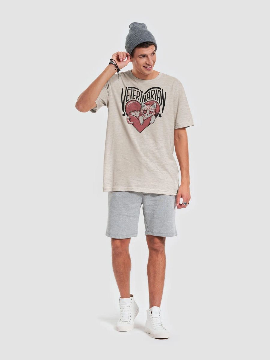 Heart-Eyed Cat Veterinarian T-Shirt product image (7)
