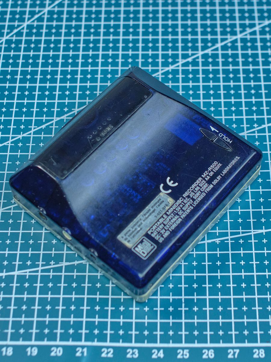 Sony MZ-R500 MiniDisc Player product image (4)