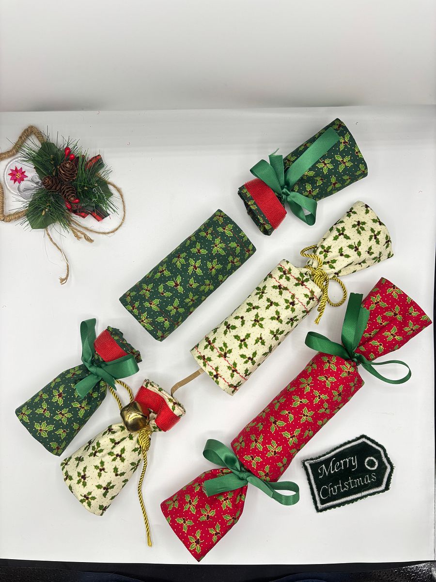 Christmas Cracker Sewing Pattern Reusable Pullable and Winnable product image (9)