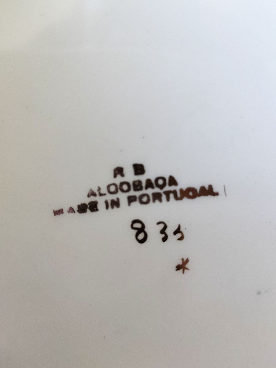 Caixa de Cerâmica Vintage Pintada à Mão - Faiança de Alcobaça por Raul da Bernarda & Filhos (1875) product image (7)