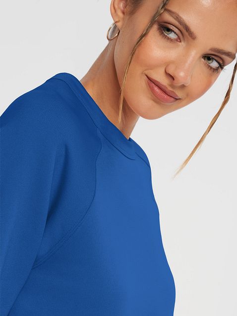 Photo showing Bella+Canvas Unisex Sponge Fleece Raglan Sweatshirt