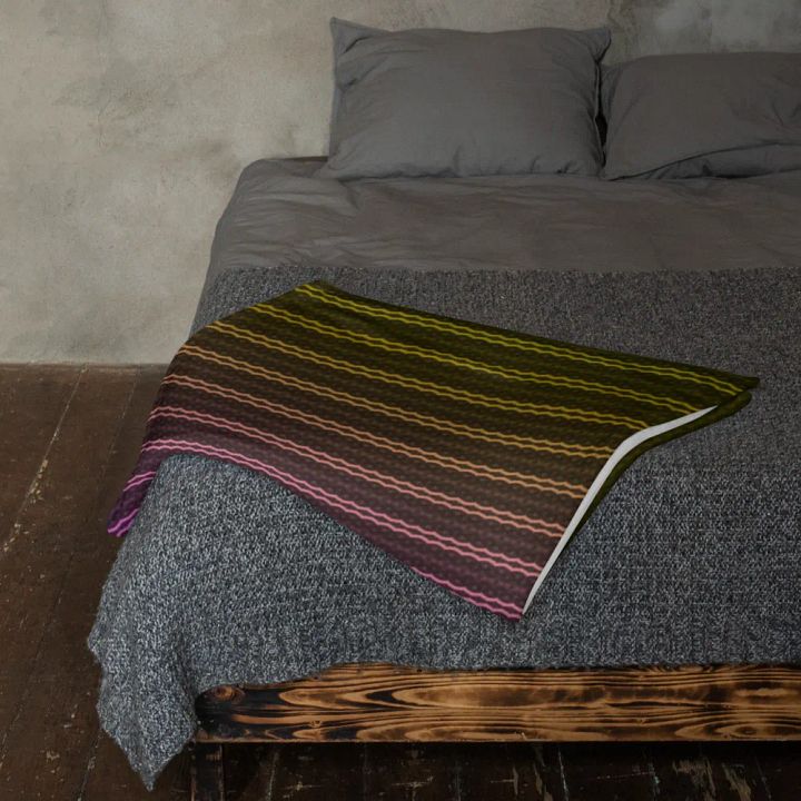 Elegant Chain Striped Throw Blanket product image (2)
