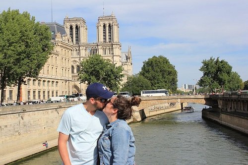 Happy 5th anniversary to the most amazing woman. You’re my best friend and I can’t wait for more to come! I love you @km.v1994