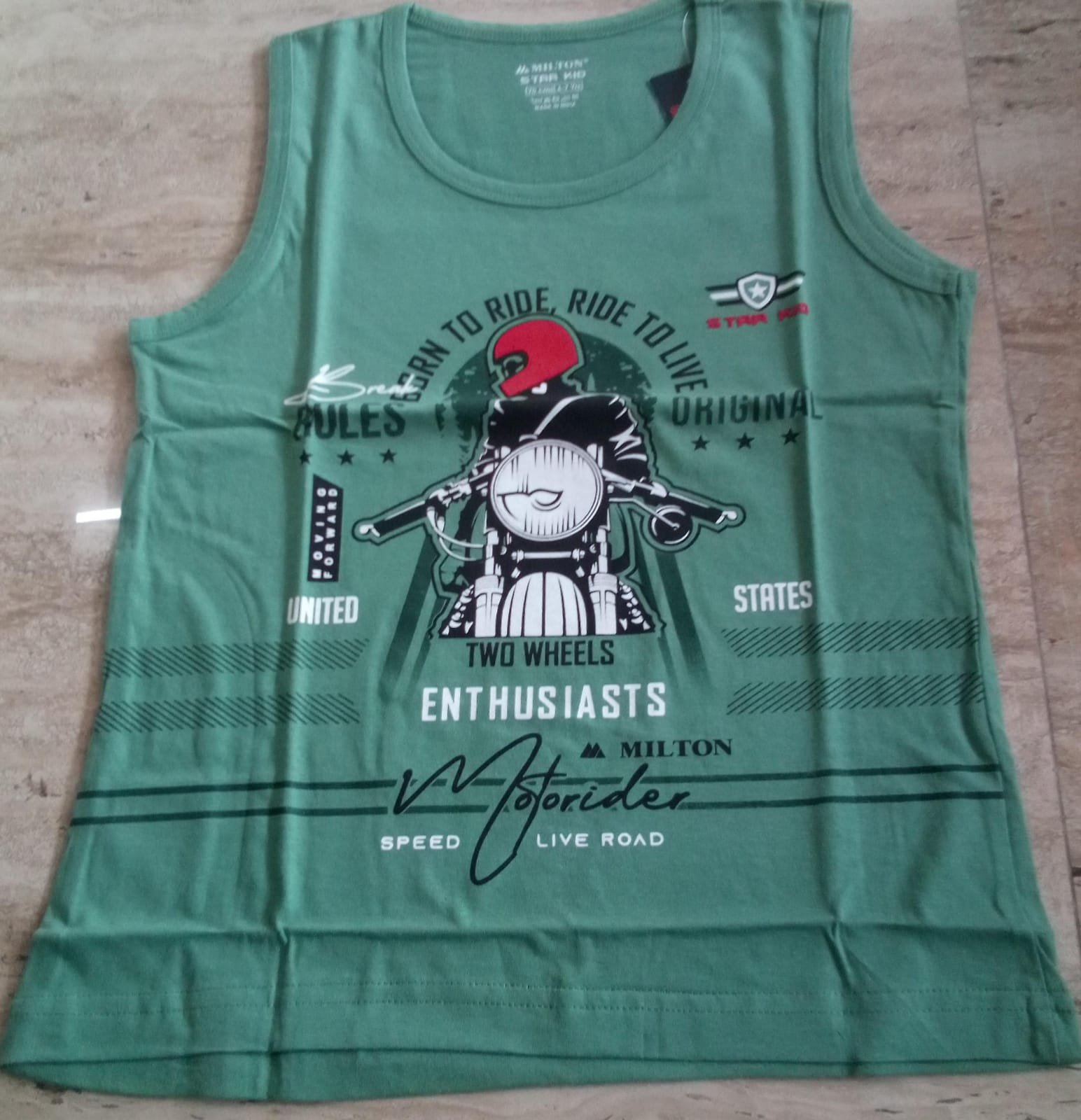 BOYS VEST product image (2)